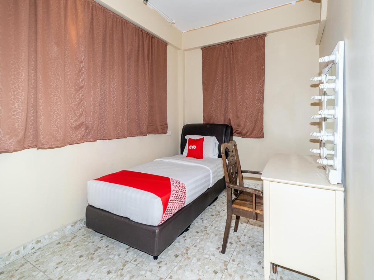 Hotel Oyo 89932 Dd 2*